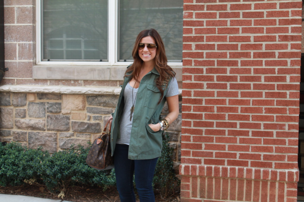 what to wear with a utility cargo vest