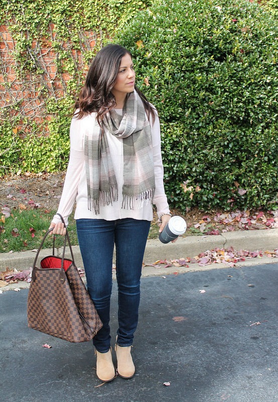 GAP lightweight sweater