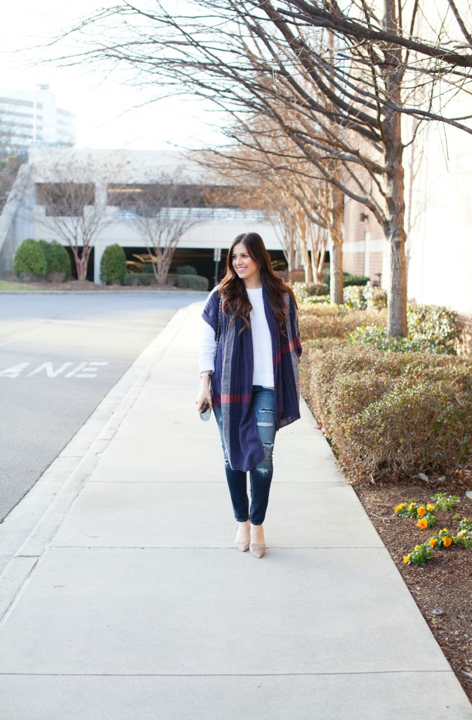 blue plaid blanket scarf with American Eagle distressed skinnies