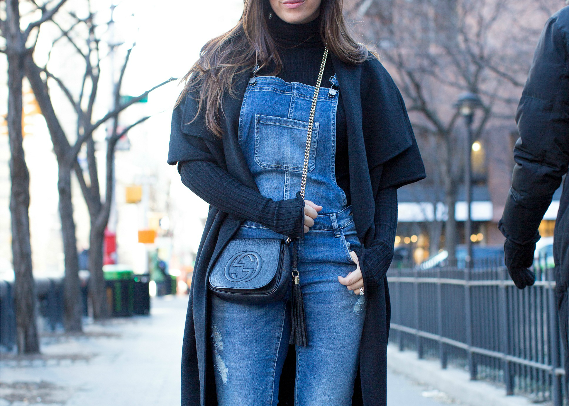 what to wear with overalls