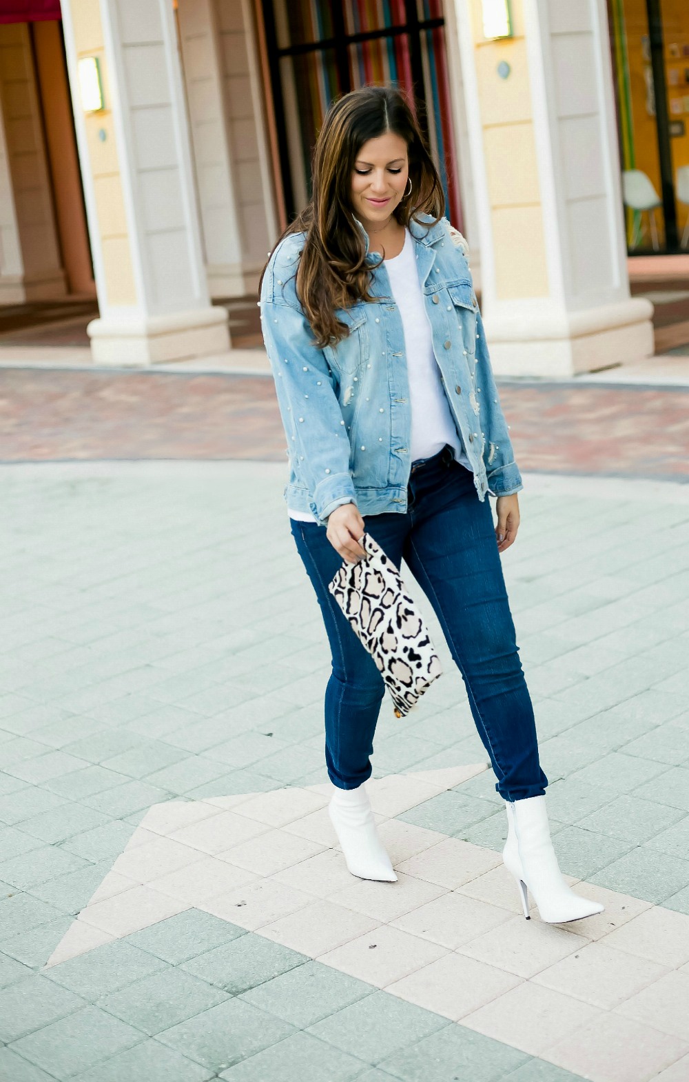 Denim on Denim with White booties _ how to style white booties in fall