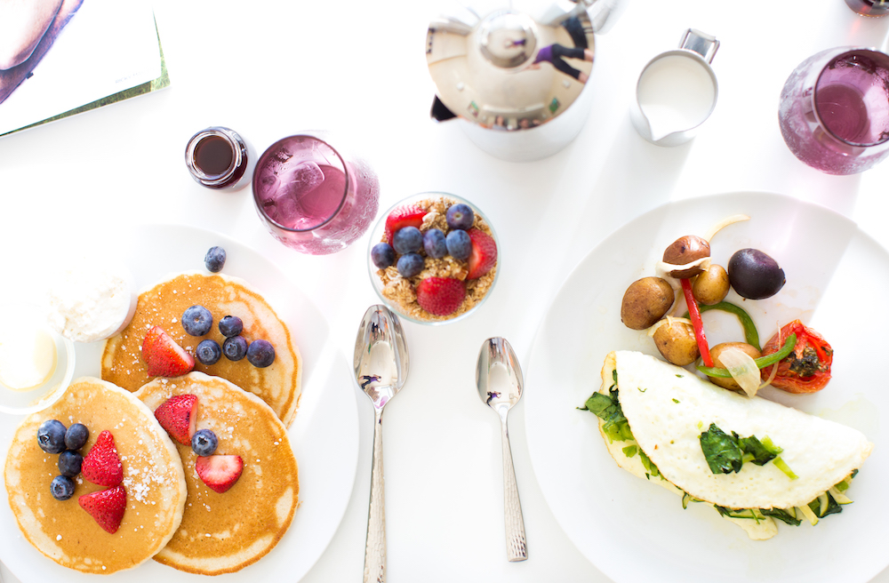 Eden Roc Miami Resort Breakfast in bed