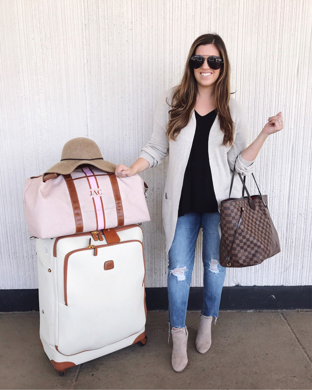 cute travel style, what to wear to the airport