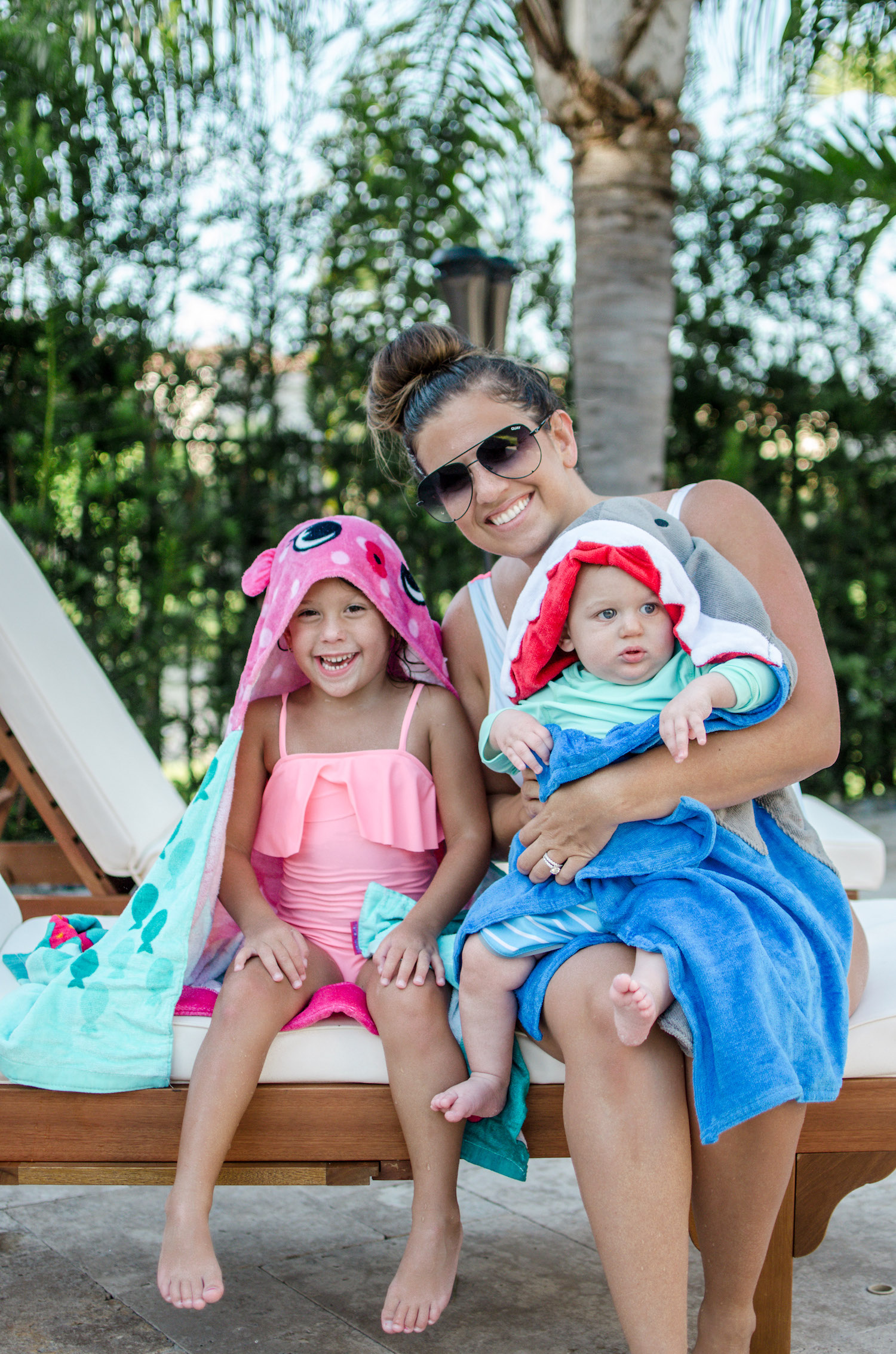 baby shark towel, hooded baby towel, hooded kids towel, family pool day