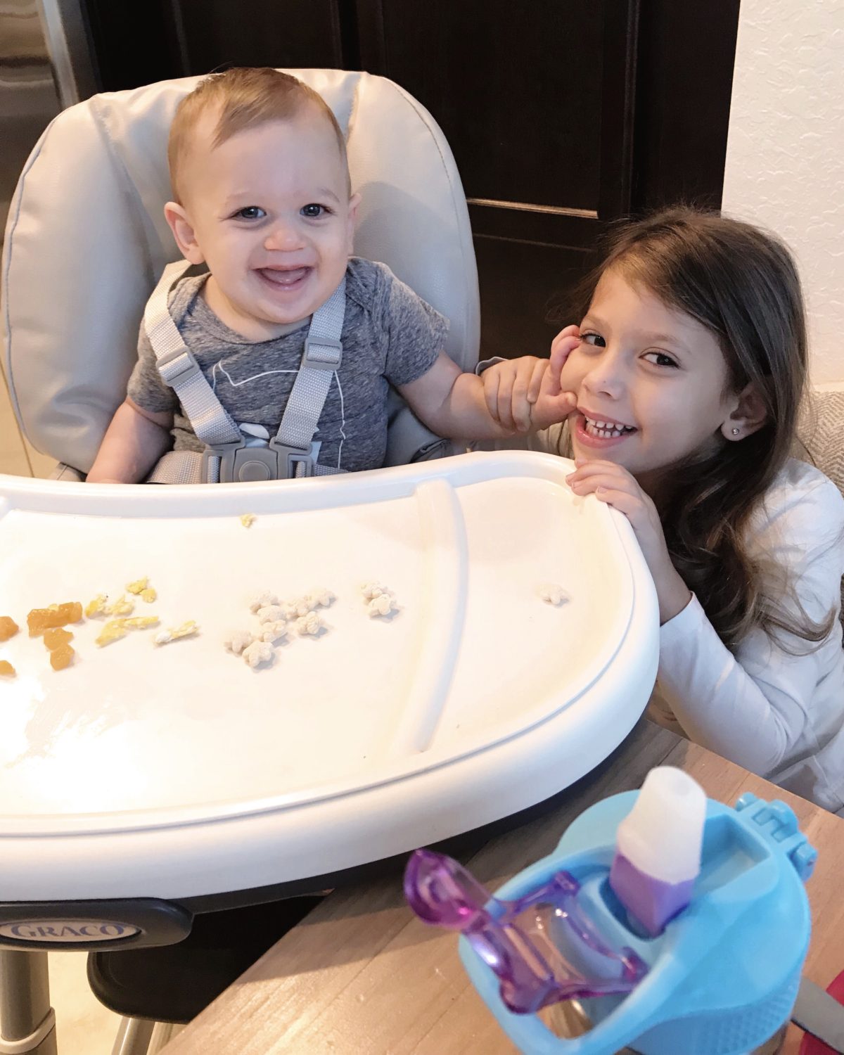 Introducing solids to infants, infant feeding, 9 month old feeding , Sunflowers and Stilettos Florida Motherhood blog