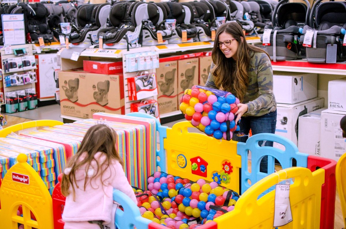 buybuy BABY toy ball pit, Jaime Cittadino mommy lifestyle blogger