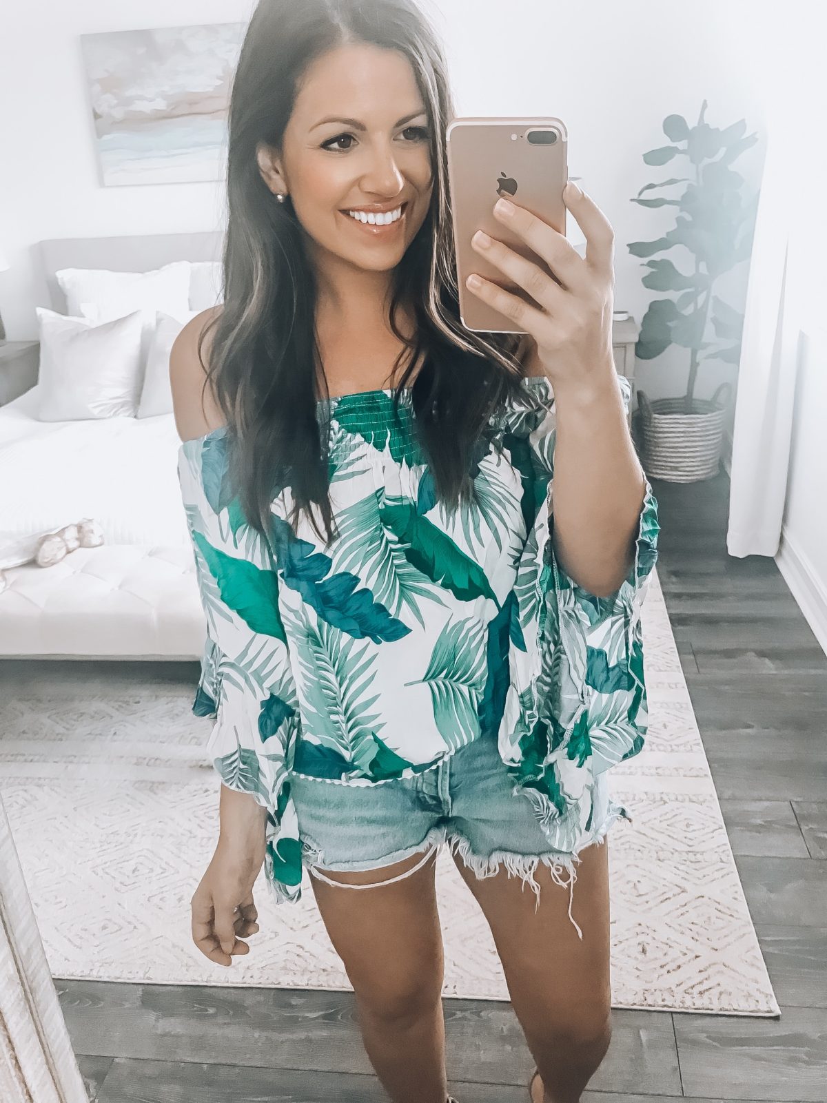 palm print off shoulder top