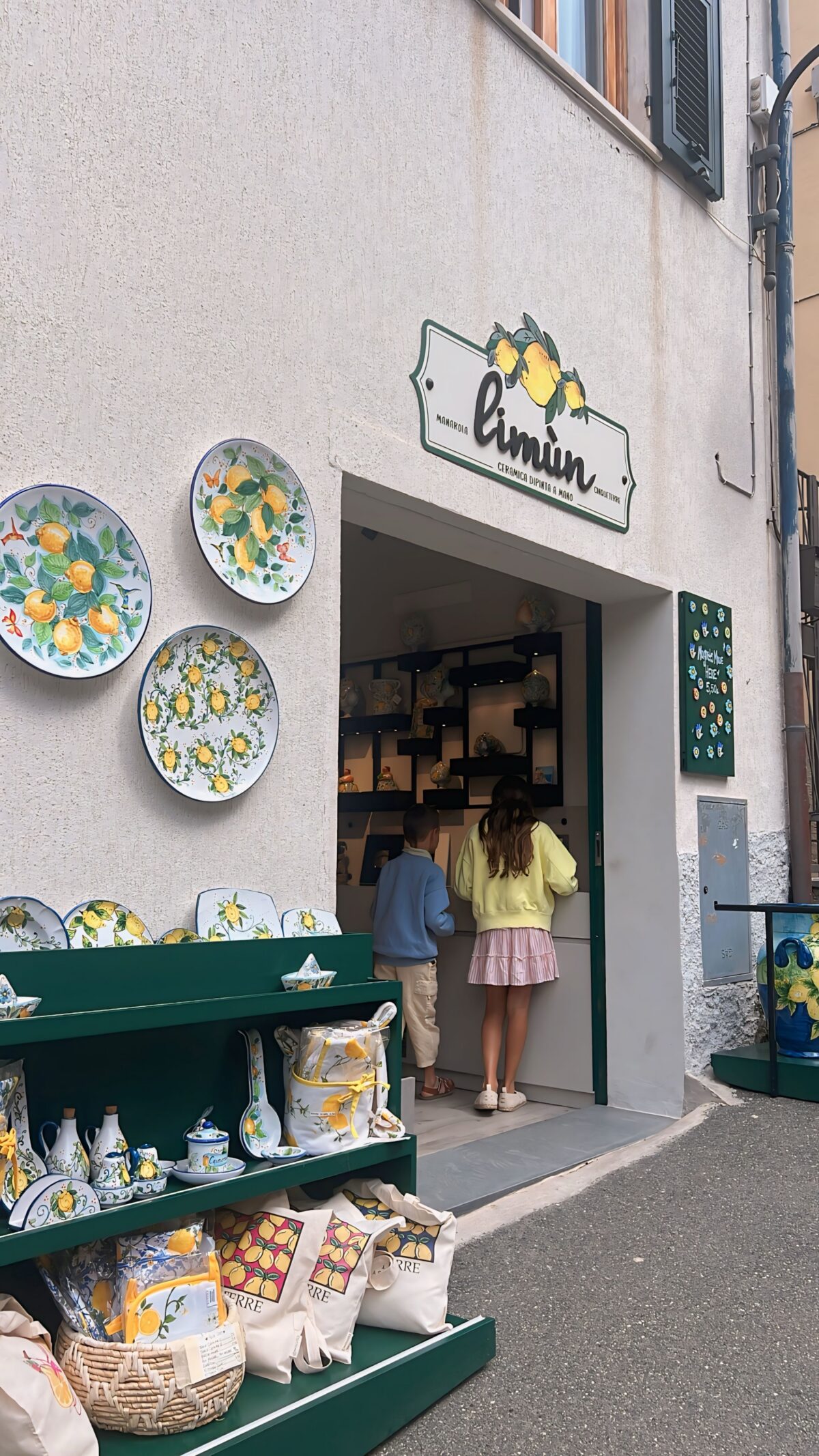 Manarola limun shop