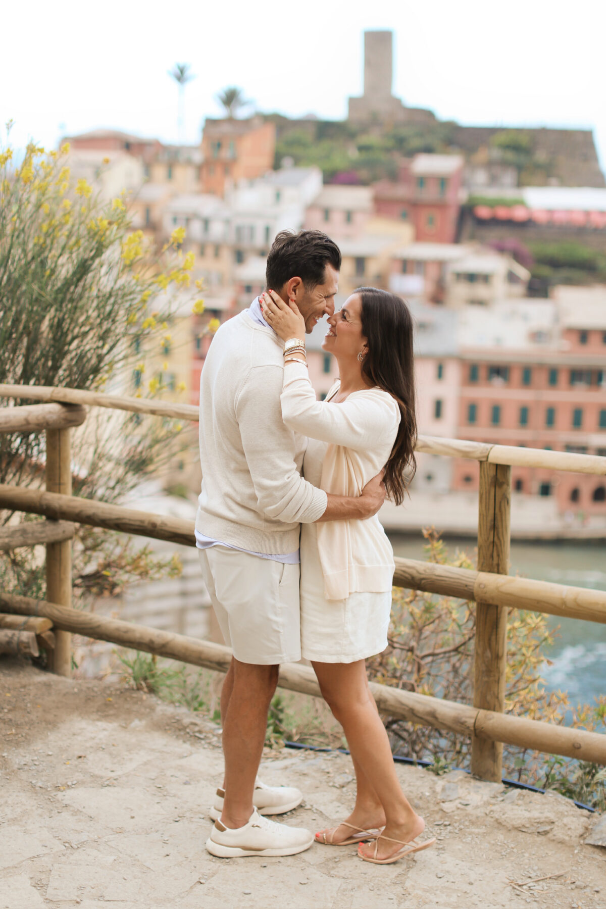 best spot for pictures in cinque terre, vernazza